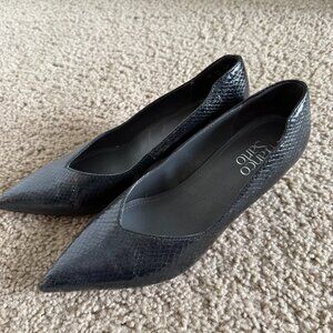 Franco Sarto Black Pointed Toe Heels Size 8 | Kitten Heel Pumps